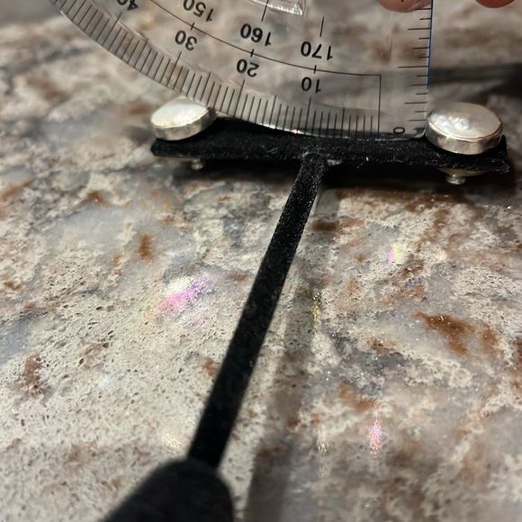 Rick Lindsay: Fresh Water Pearl Button Earrings set in Sterling Silver - Picture 5 of 6